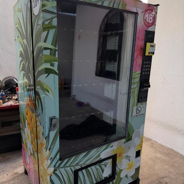 Charolas machine