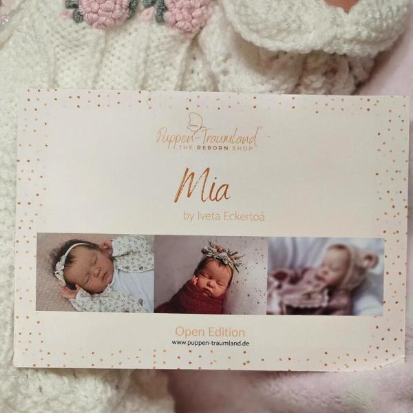 Mia