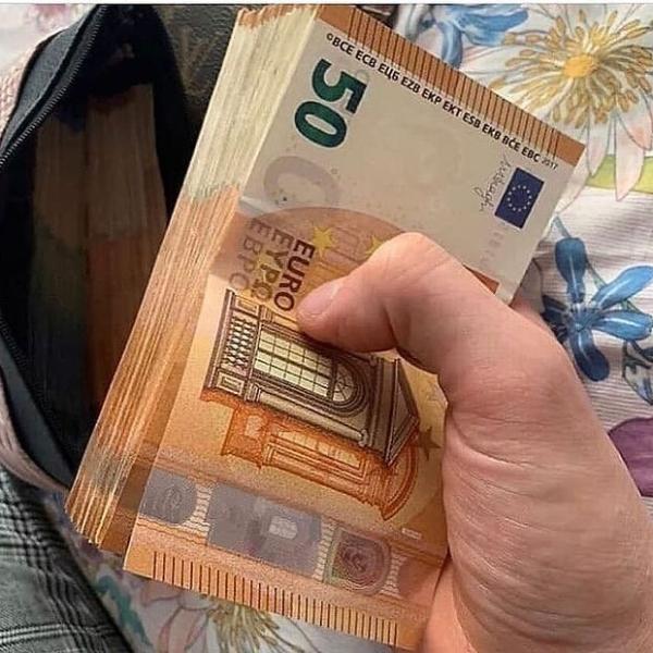 Premium Euro & Swiss Franc Banknotes for Serious Collectors